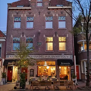 Johannes Vermeer Hotel Delft